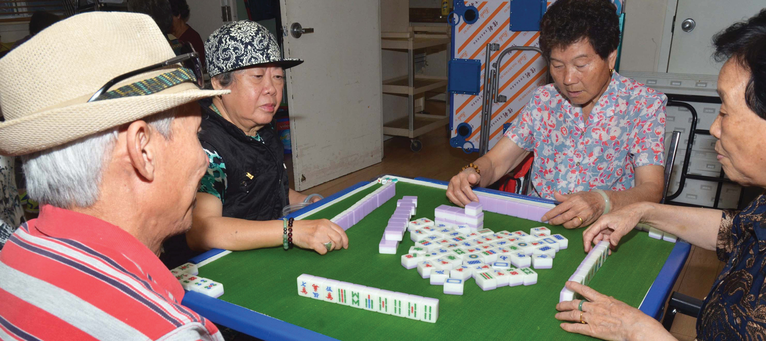 seniors playing Mah-Jong